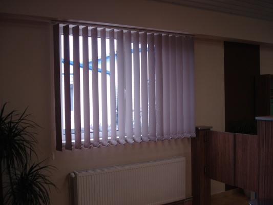 gondos-szalagfuggonyok-129