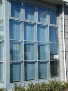 gondos-szalagfuggonyok-135